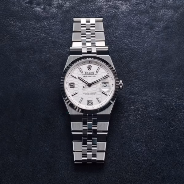 Rolex Land-Dweller